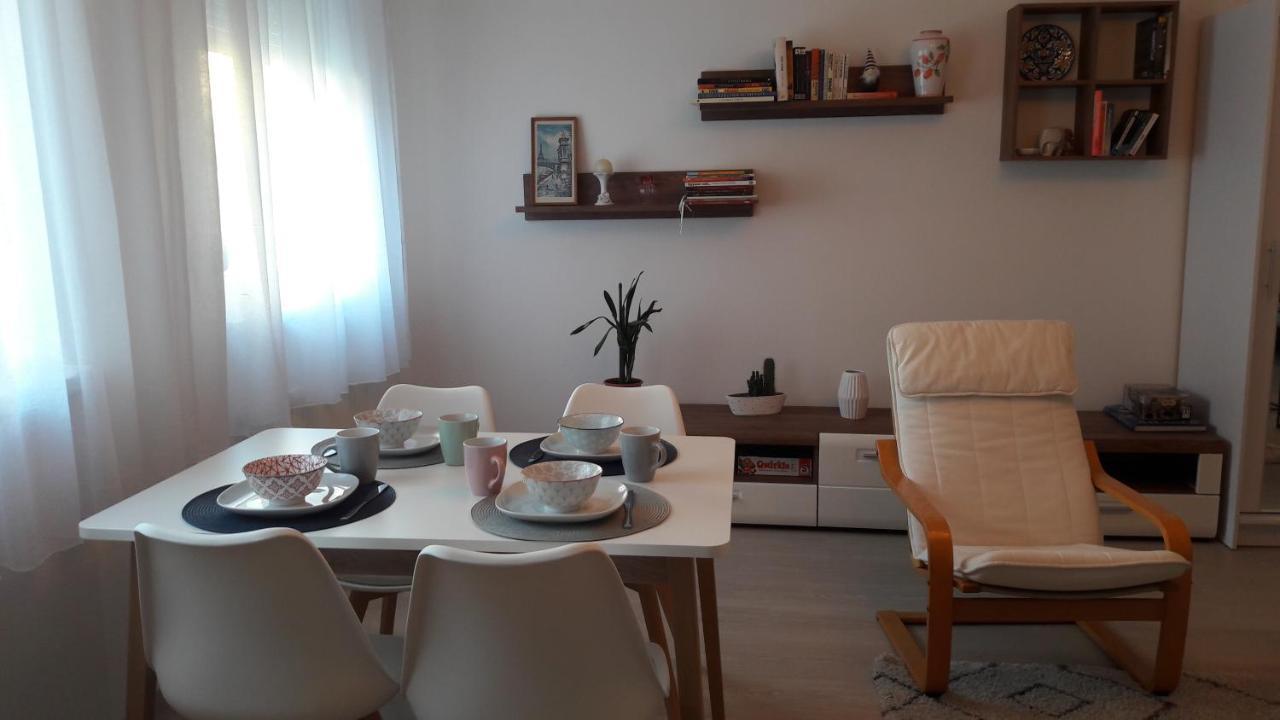 Liliom Apartment With Free Parking Space Budapesta Exterior foto